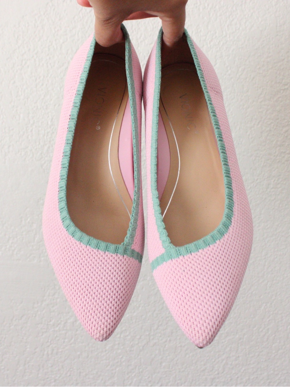 Vionic Dahlia Knitted Ballet Flats in Cameo Pink